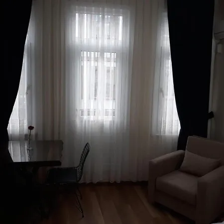 アパートホテル Taksim Pera Aparts