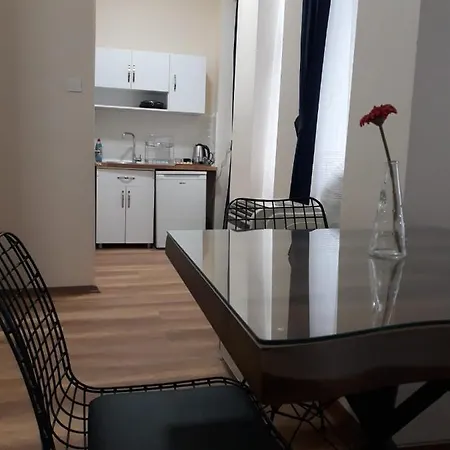 アパートホテル Taksim Pera Aparts 3*