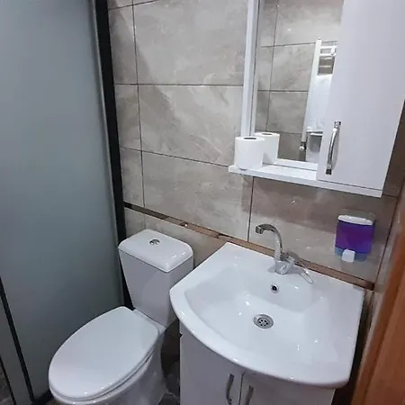 Taksim Pera Aparts アパートホテル 3*