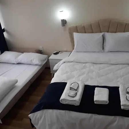 Taksim Pera Aparts 3*